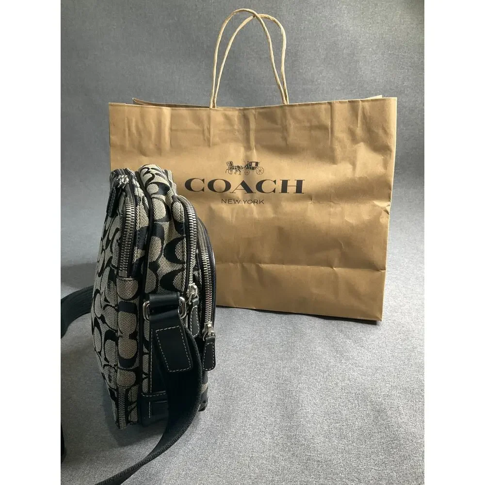 Coach 4270 Vintage International Shoulder Bag Black Signature Canvas Crossbody